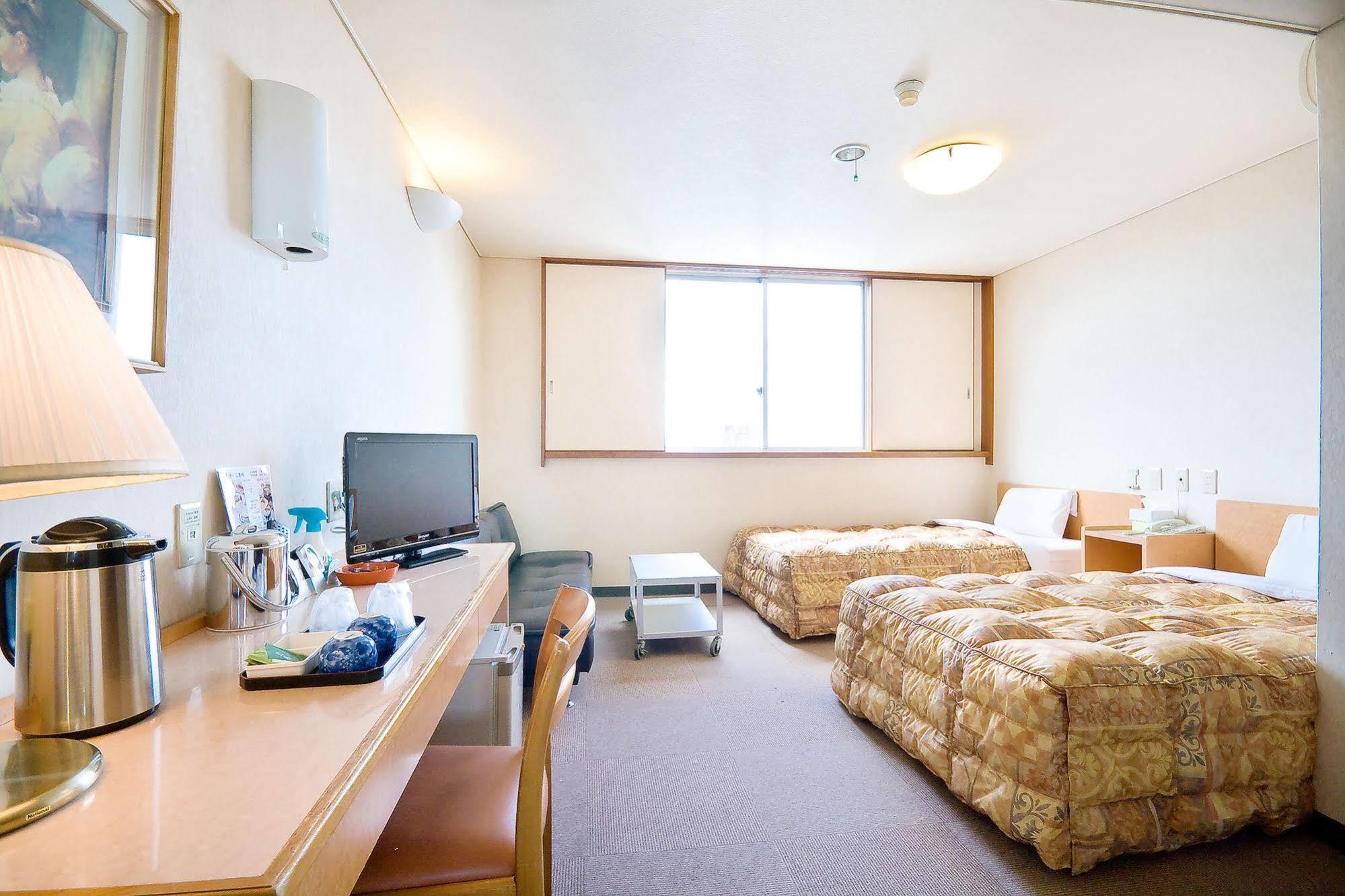 Hotel Kikusui Imabari Railway Station 외부 사진